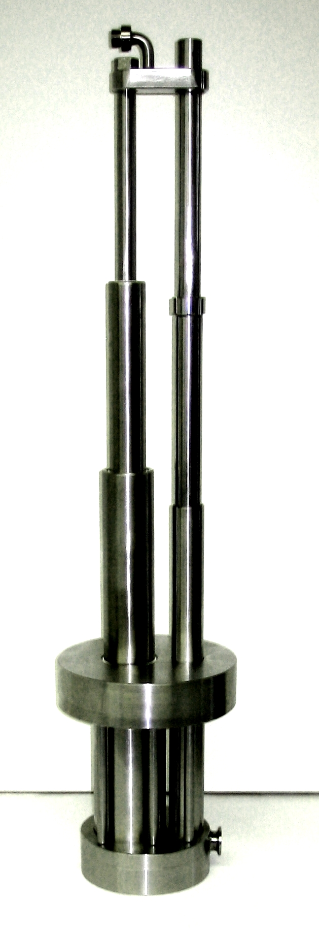 Dreistufiger Pneumatik Edelstahlteleskopzylinder; DIA=30/54/80mm; doppeltwirkend,ausgefahrene Position